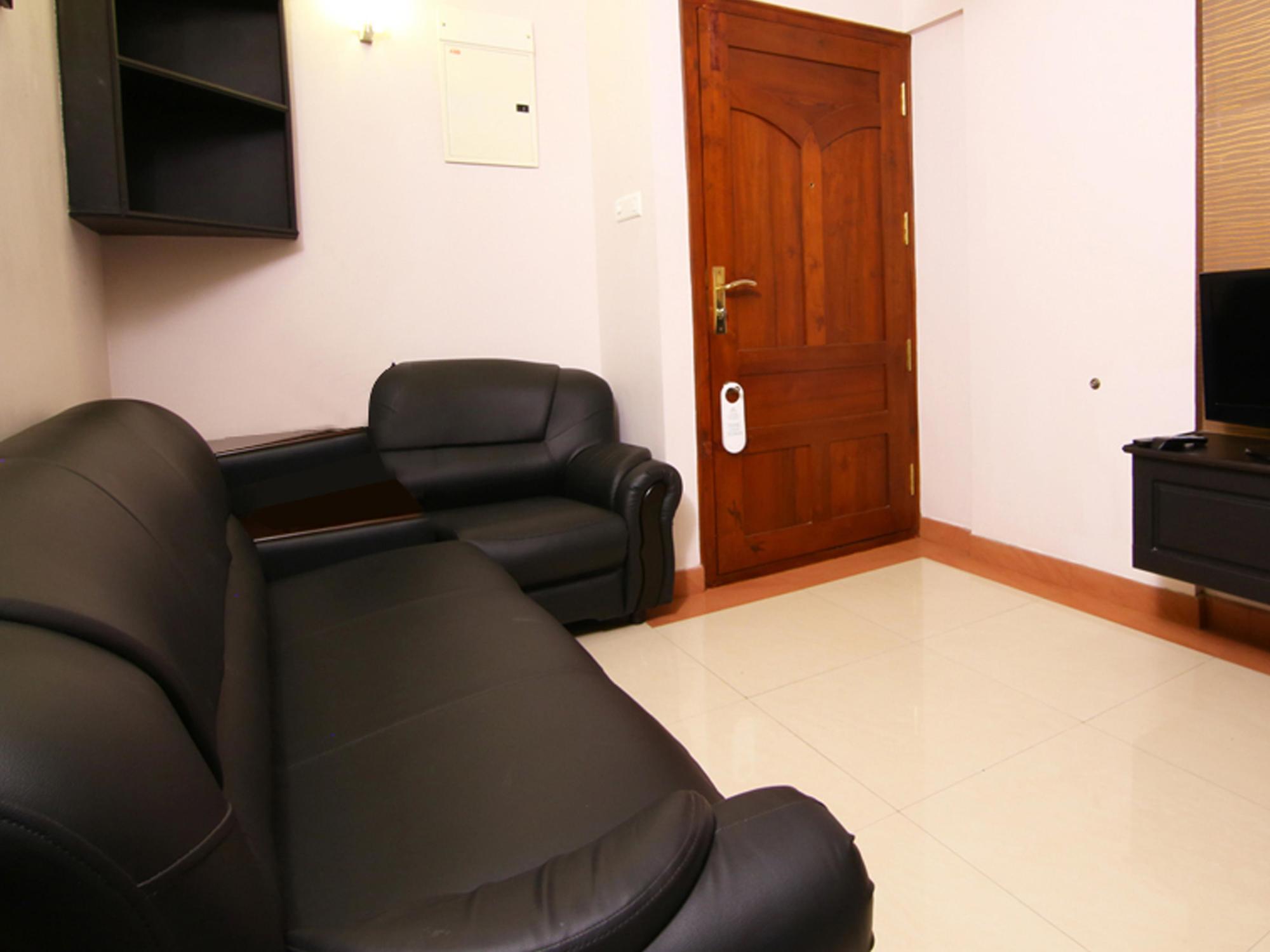 Atlas Airport Hotel Apartment 尼杜巴塞莱 外观 照片